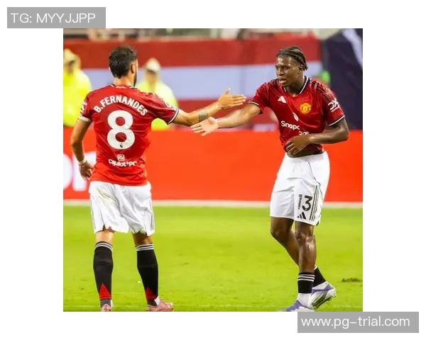 中超历史冷门巴黎圣日耳曼大胜曼联红牌事件引发全场热议