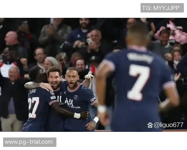 本菲卡友谊赛大胜巴黎圣日耳曼引发转会传闻热潮